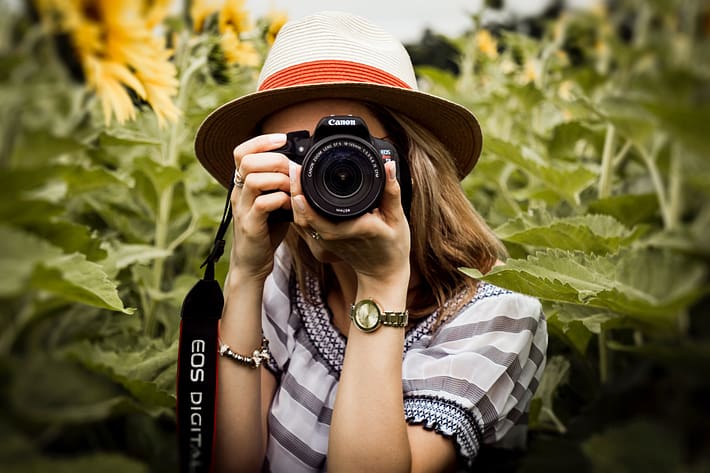 capturing photo